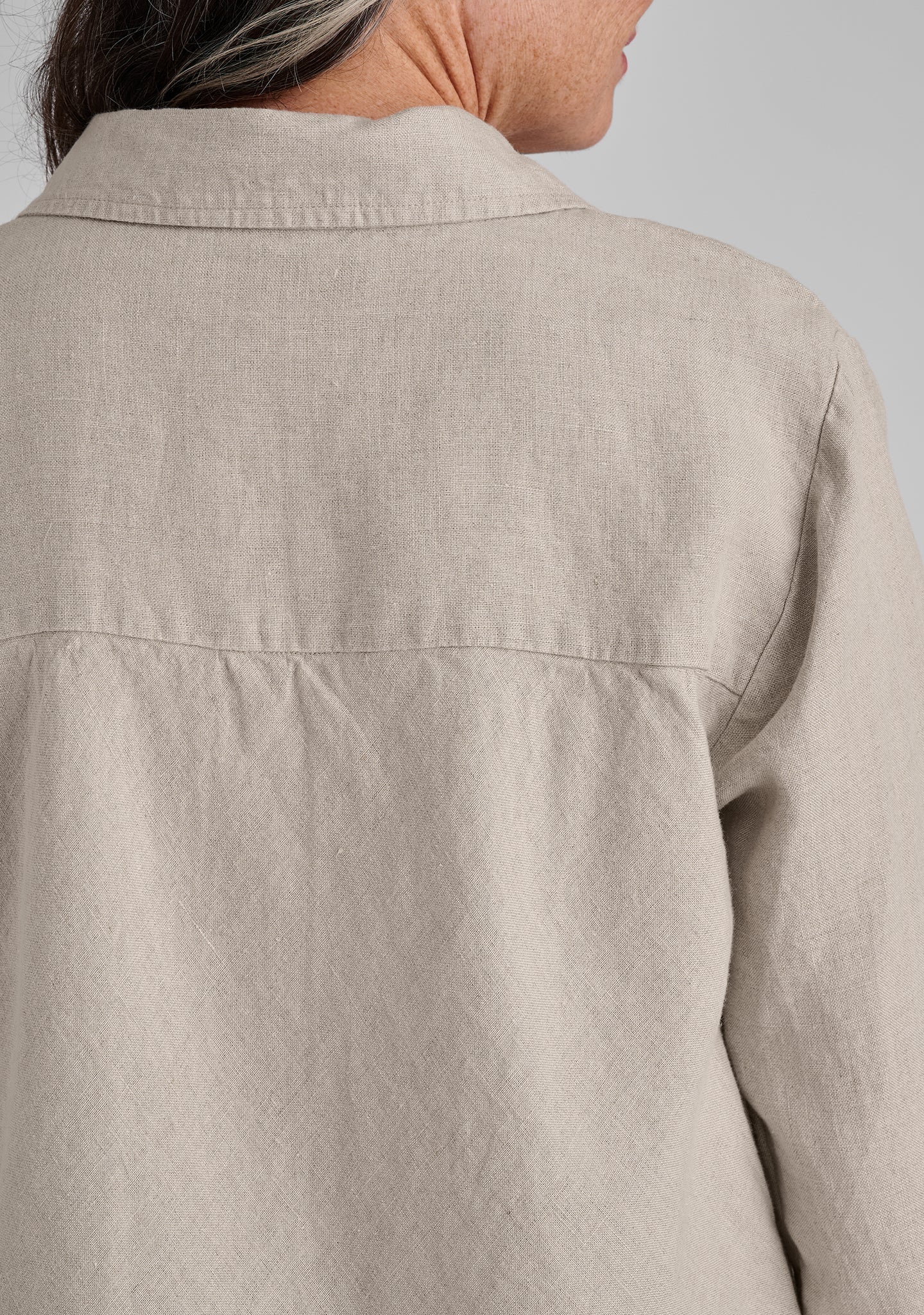 Bias Back Shirt - Linen Shirt