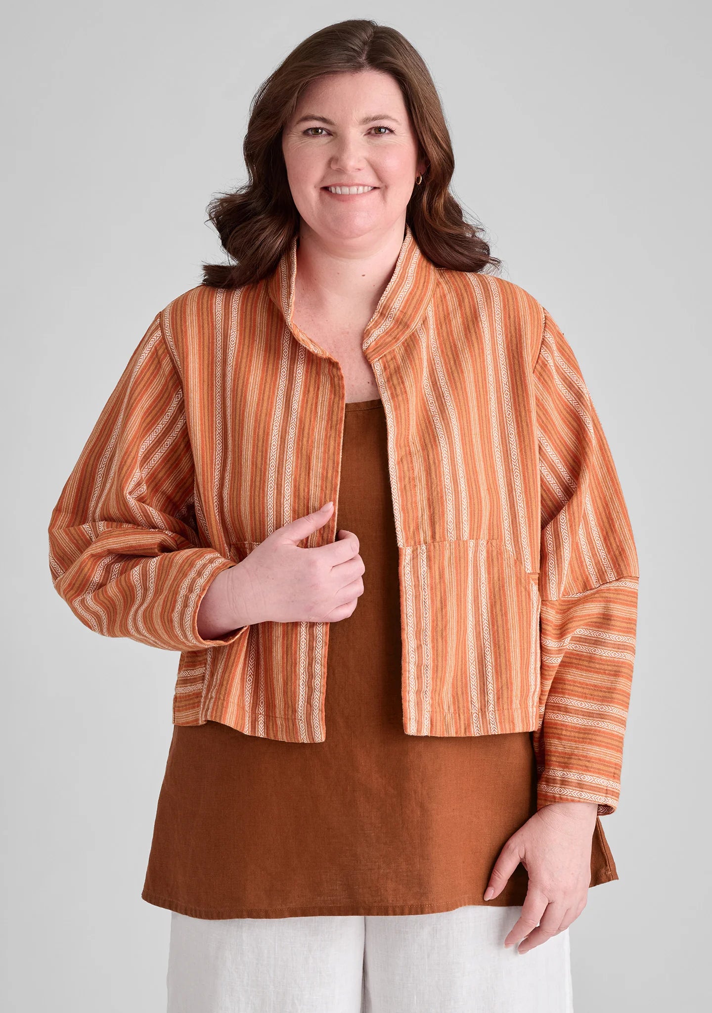 Seamly Jacket - Cropped Linen Jacket