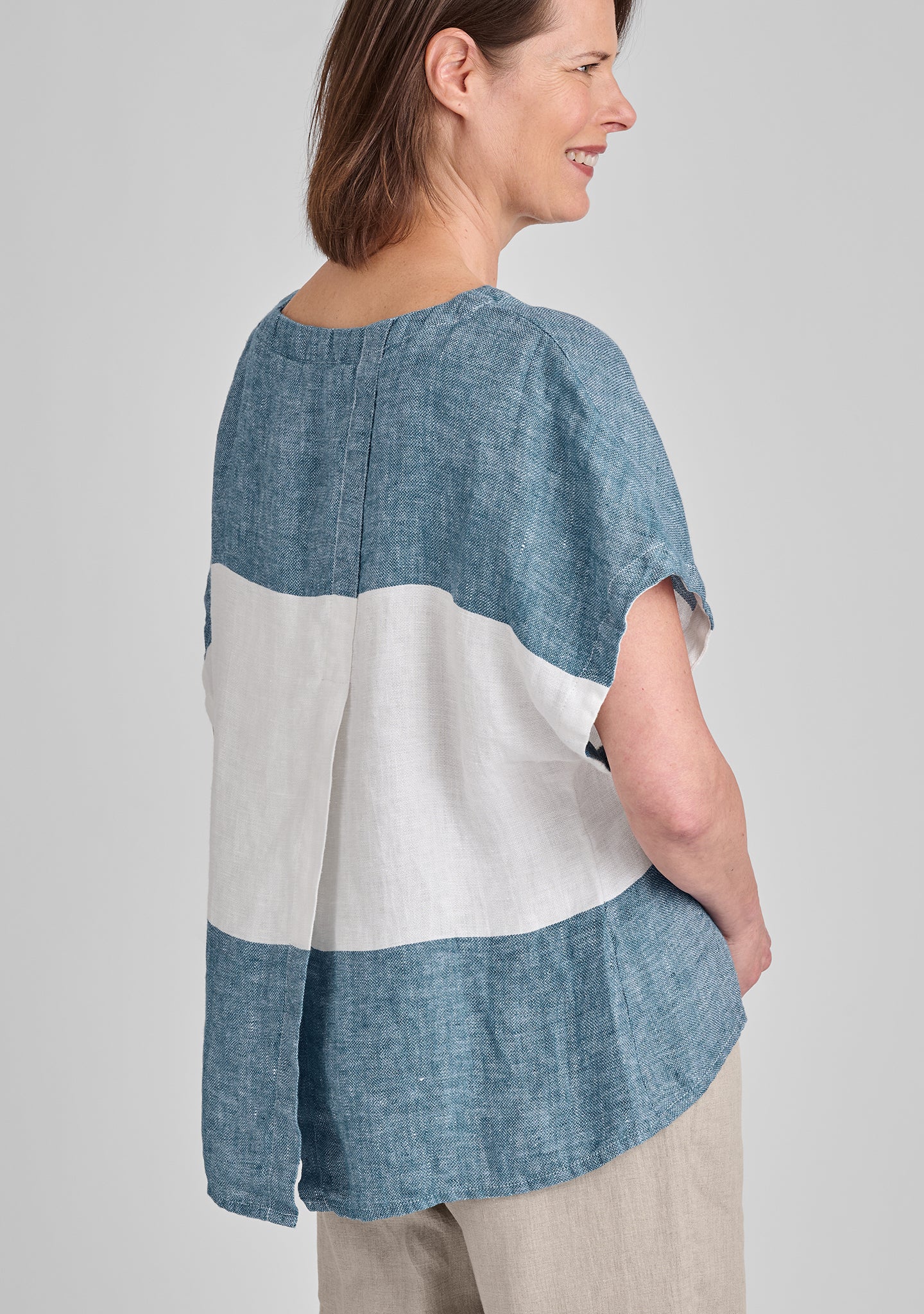 Back Slit Tee - Linen Shirt