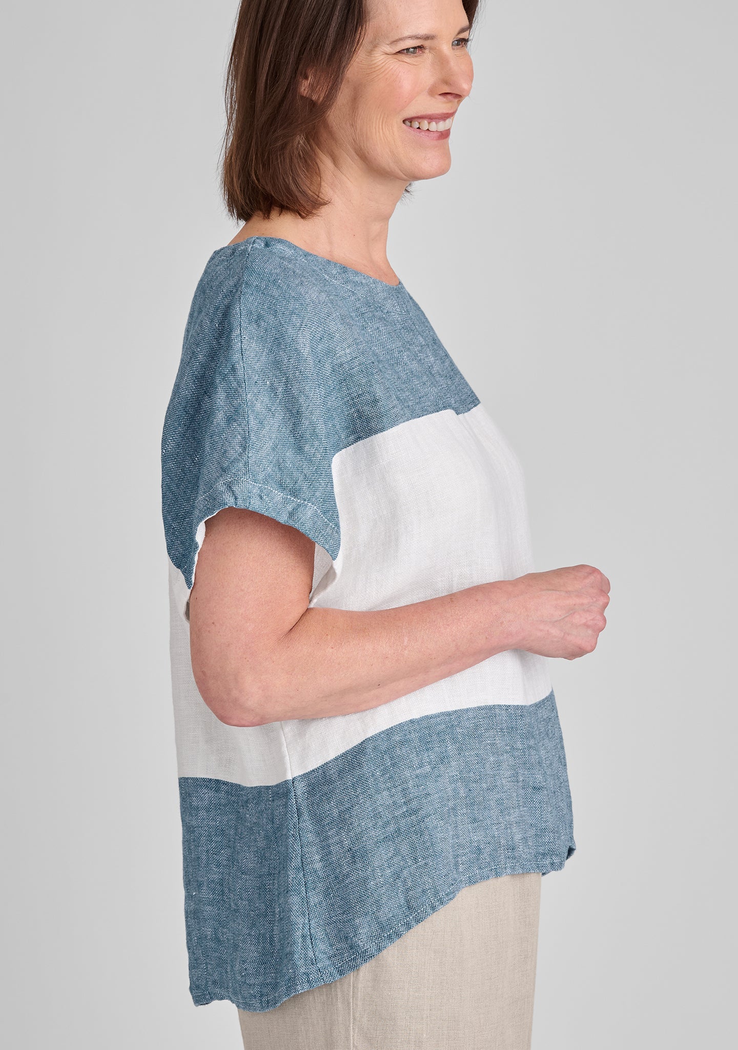 Back Slit Tee - Linen Shirt