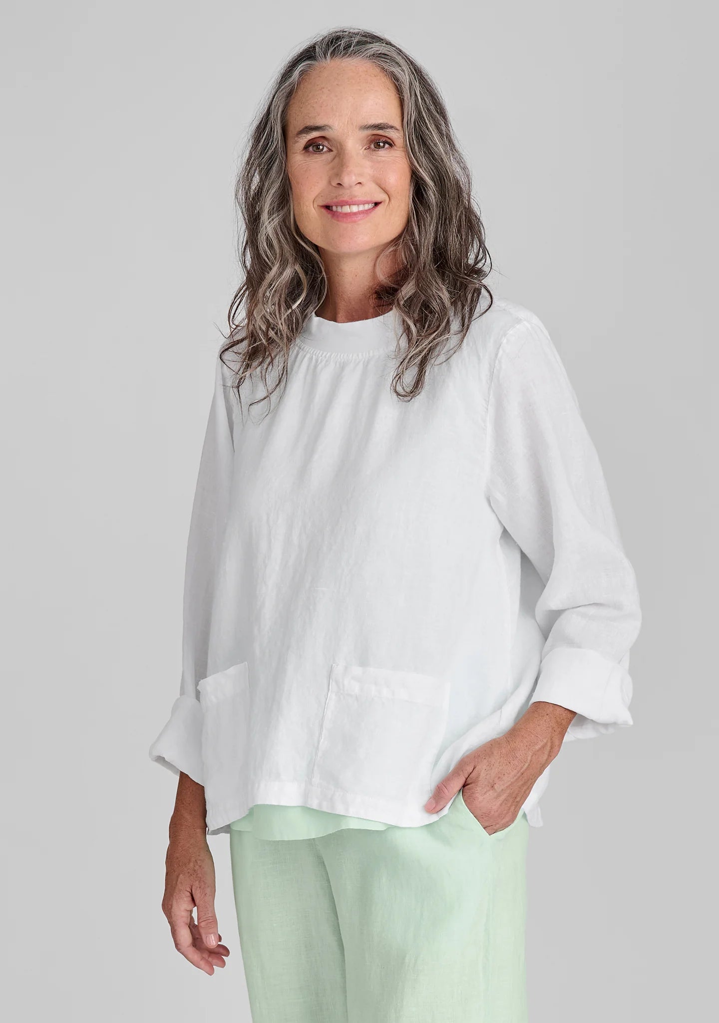 Chelsea Pullover - Long Sleeve Linen Shirt